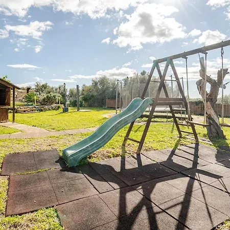 بيت للعطل Modern Countryside House 10min To The